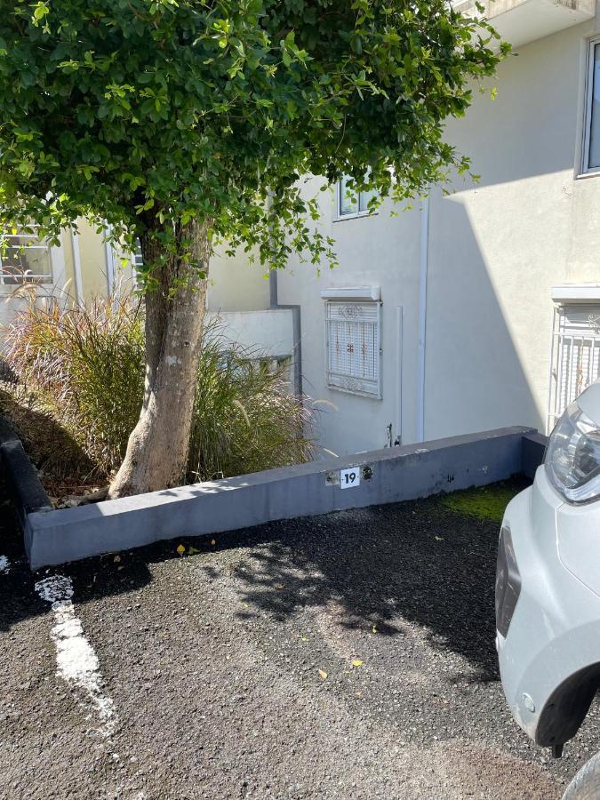 Ferienwohnung Face A La Mer Le Gosier  Exterior foto